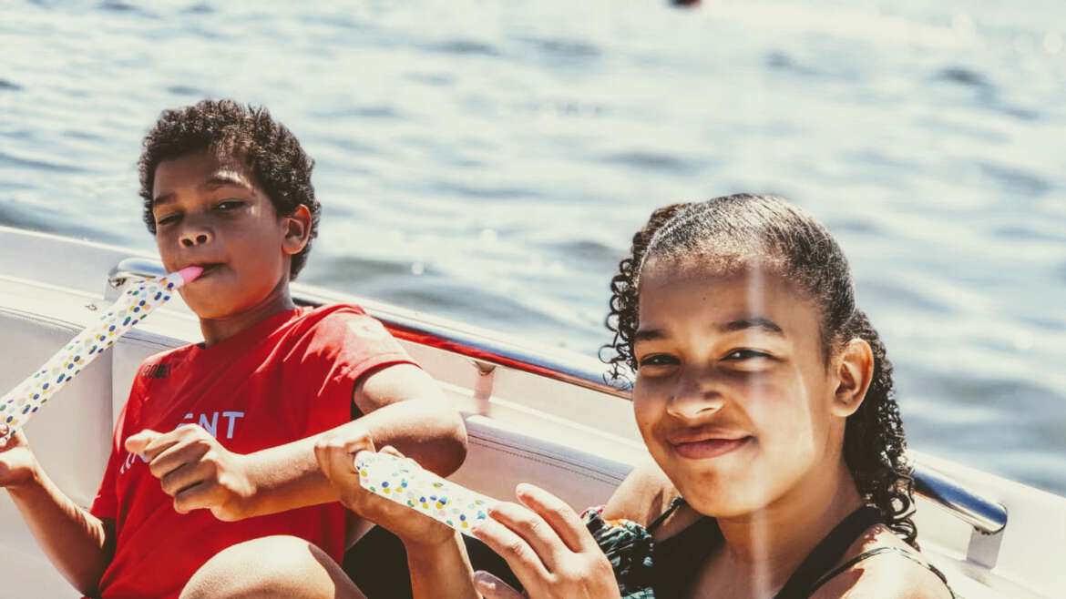 Snelle Motorboot Huren op de Prachtige Loosdrechtse Plassen